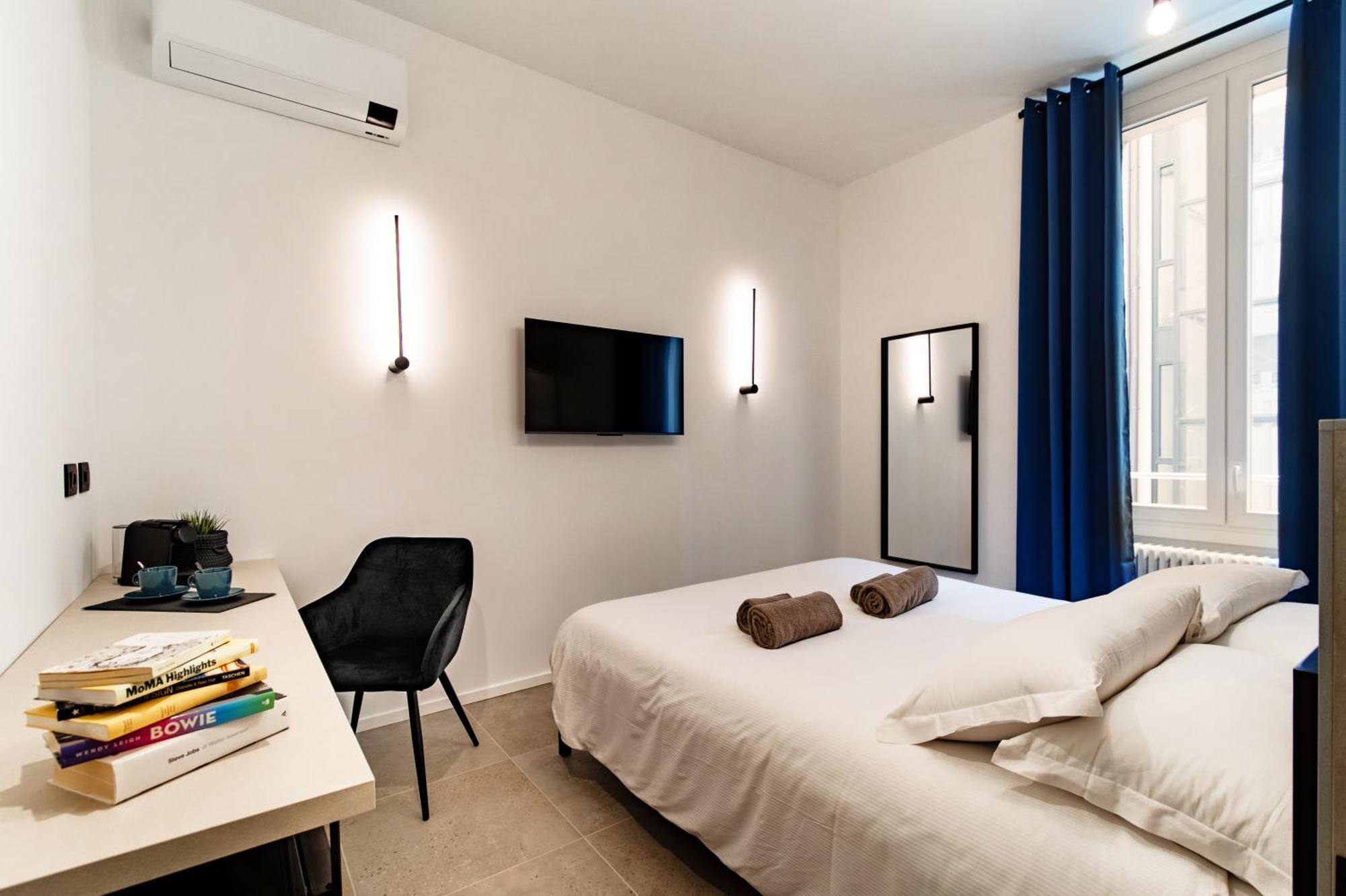 Guesthouse Linaio - The House Of Travelers Como Exterior photo